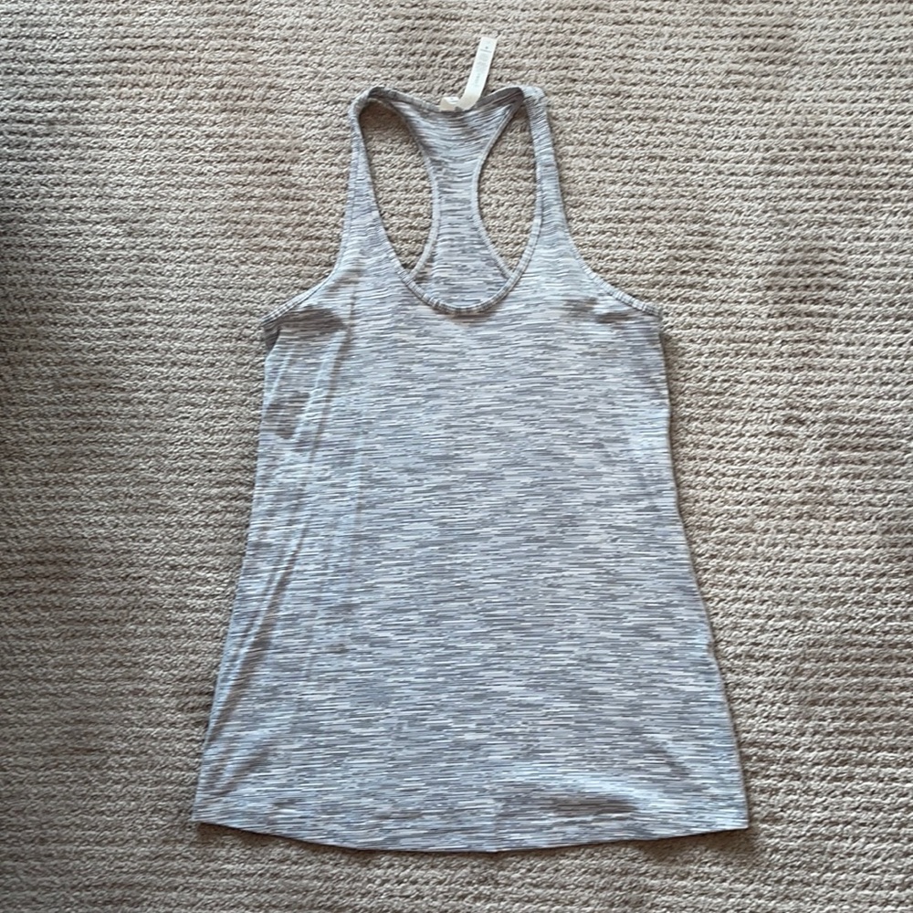 Lululemon NWOT cool racerback